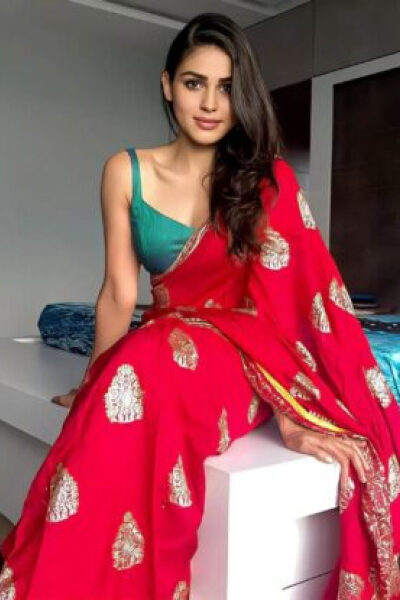 Escort Services Agra